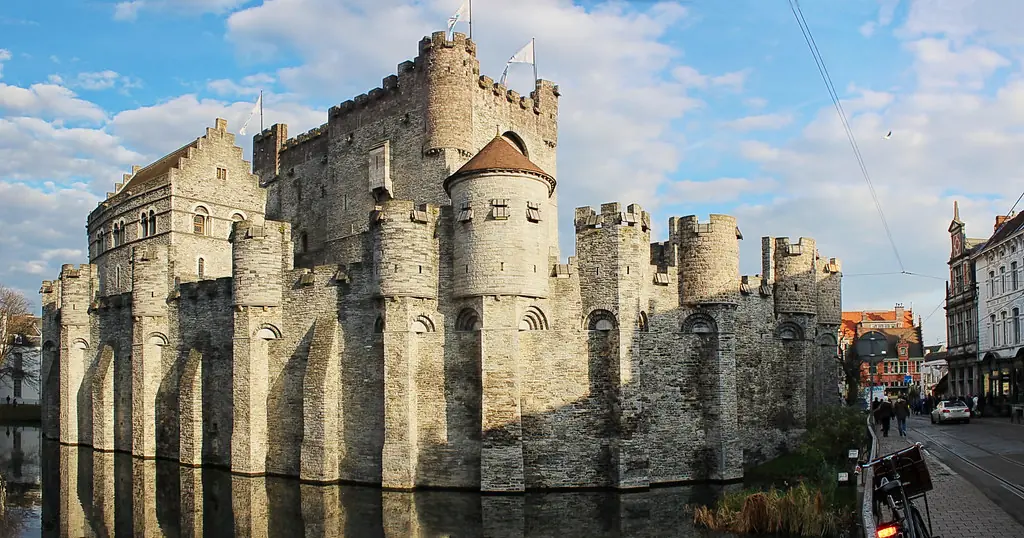 Datingsites Gent: het Gravensteen aan het water